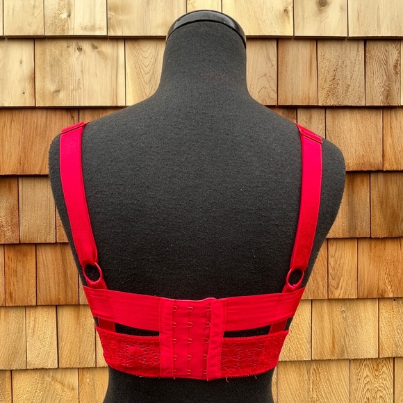 Victoria's Secret Very Sexy Push Up Cage Bra in Red, 32C - Picture 3 of 11